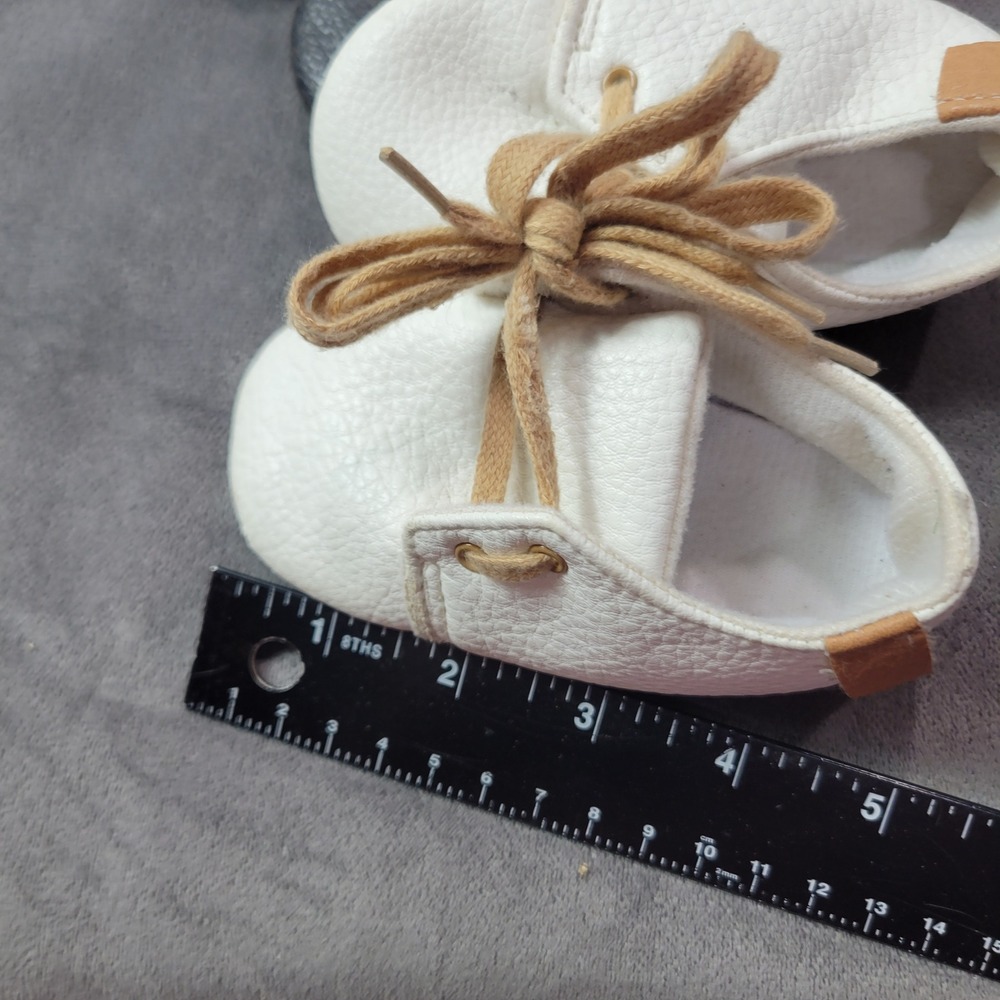 Baby Soft Sole Moccasins Bundle Black White Faux Leather Size 13 5in Minimalist - Picture 8 of 9